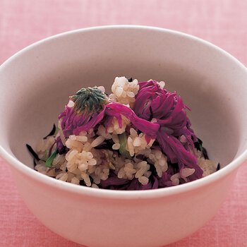 菊の花の混ぜご飯