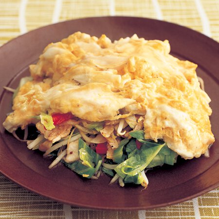肉野菜炒めのふわふわ卵 By野口真紀さんの料理レシピ プロのレシピならレタスクラブ