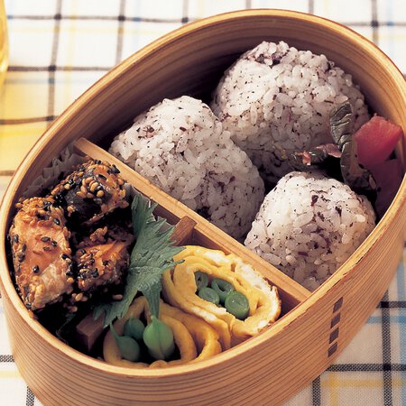 鮭のごまざんしょう焼き弁当 By井澤由美子さんの料理レシピ プロのレシピならレタスクラブ