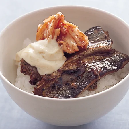 さんまキムチ丼