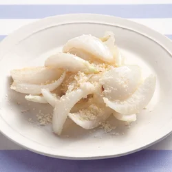 新玉ねぎのチーズ炒め