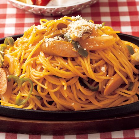 山盛りナポリタン Byコウケンテツさんの料理レシピ プロのレシピならレタスクラブ