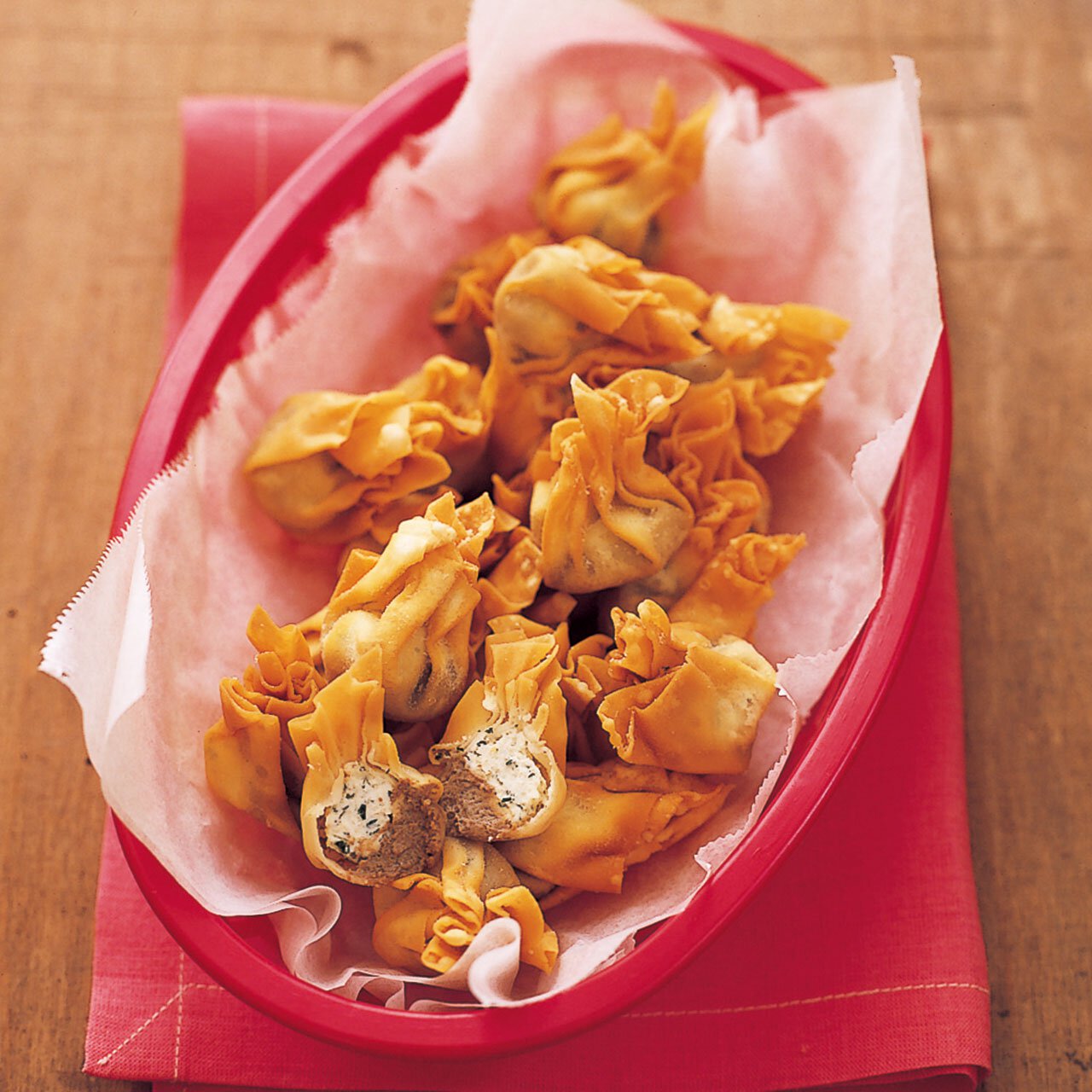 ワンタンの皮のレシピ プロのレシピならレタスクラブ