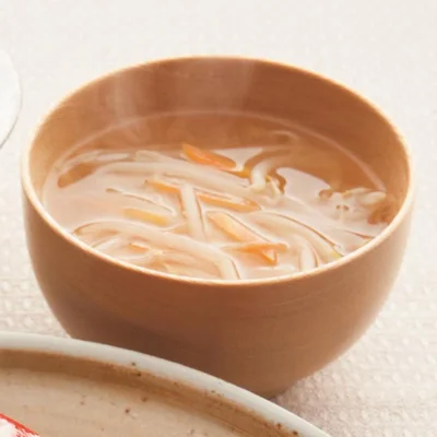 もやしとにんじんのみそ汁