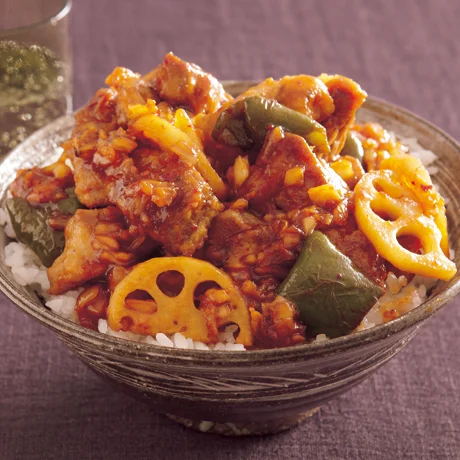 豚とれんこんの甘酢キムチ丼