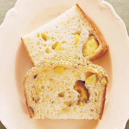さつまいもとごまのパン By桑原奈津子さんの料理レシピ プロのレシピならレタスクラブ