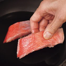 冷たい濃いめの煮汁で煮詰める