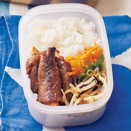 牛肉のたけのこ巻き弁当