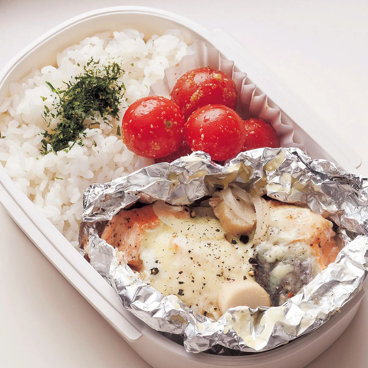 鮭の蒸しチーズ焼き弁当 By牧野直子さんの料理レシピ プロのレシピならレタスクラブ