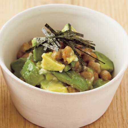 塩麹のアボ納豆あえ By牧野直子さんの料理レシピ プロのレシピならレタスクラブ