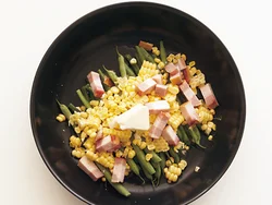ベーコンの脂とバターが溶けて、野菜にいきわたる。