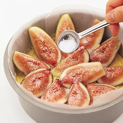 いちじくのケーキ By八田真樹さんの料理レシピ プロのレシピならレタスクラブ