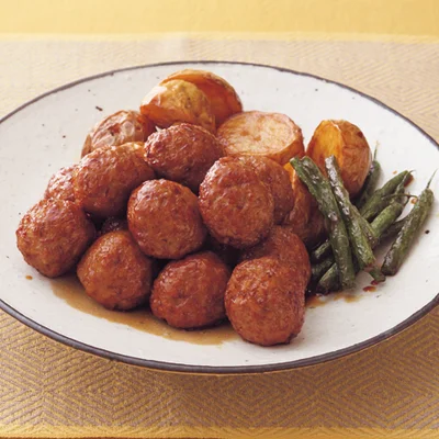 肉だんごといもの照り焼き