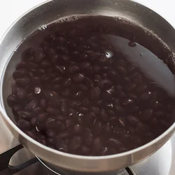 水からゆでる