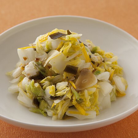 白菜と昆布の浅漬け Bymako 多賀正子 さんの料理レシピ プロのレシピならレタスクラブ
