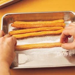グラニュー糖をまぶす