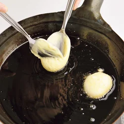 スプーンは皿部分がなるべく丸いものを使って。