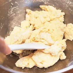残りの材料を混ぜる