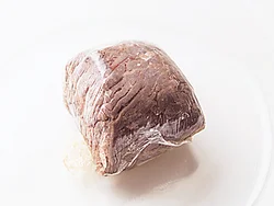 余熱で肉に火を通す