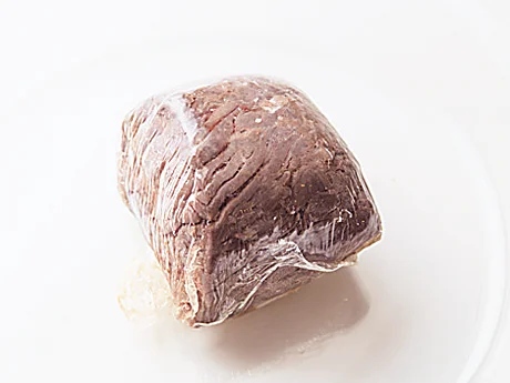 余熱で肉に火を通す