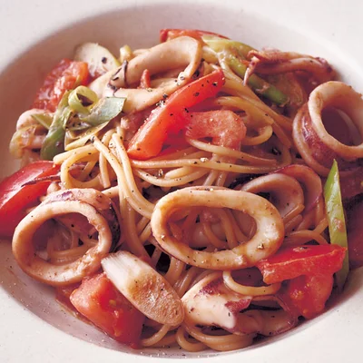 いかのトマトクリームパスタ