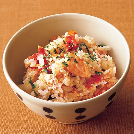 鮭とミニトマトのバター風味炊き込みご飯