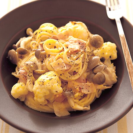カリフラワーとしめじのカルボナーラ By村田裕子さんの料理レシピ プロのレシピならレタスクラブ