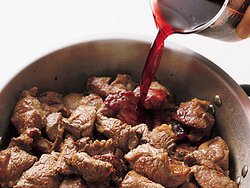 牛すね肉のシチュー By脇雅世さんの料理レシピ プロのレシピならレタスクラブ 牛すね肉のシチュー By脇雅世さんの料理レシピ プロのレシピならレタスクラブ
