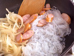 しらたきナポリタン By市瀬悦子さんの料理レシピ プロのレシピならレタスクラブ しらたきナポリタン By市瀬悦子さんの料理レシピ プロのレシピならレタスクラブ