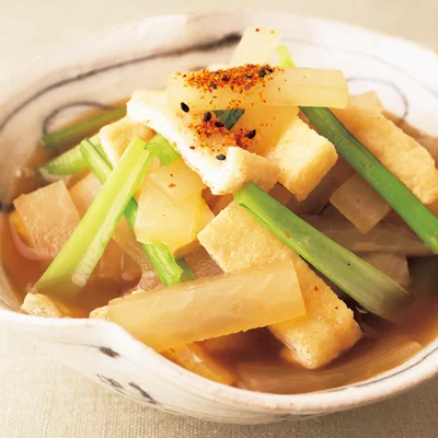 油揚げと大根の煮もの