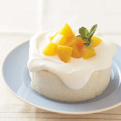 黄桃の食パンショートケーキ
