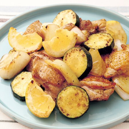 とりとズッキーニのレモン炒め Byコウ静子さんの料理レシピ プロのレシピならレタスクラブ