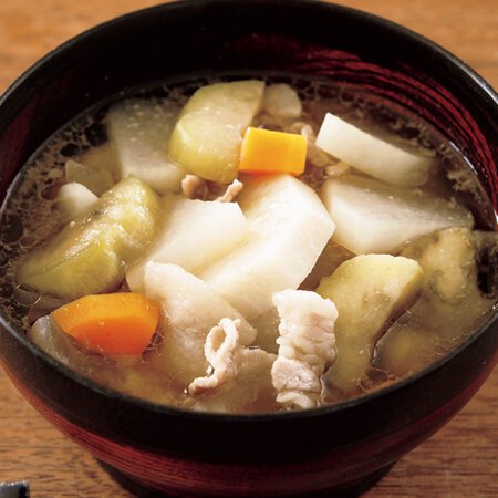 なす入り豚汁 By飛田和緒さんの料理レシピ プロのレシピならレタスクラブ