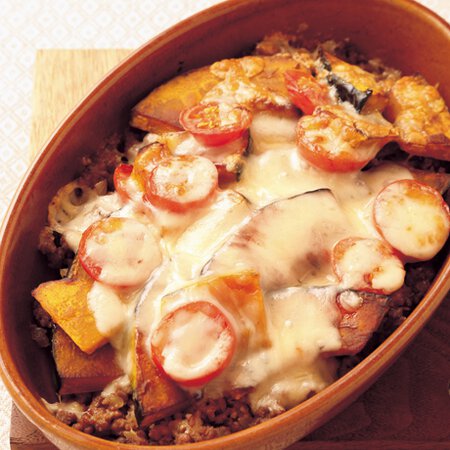 牛ひき肉とかぼちゃのチーズ焼き By沼口ゆきさんの料理レシピ プロのレシピならレタスクラブ