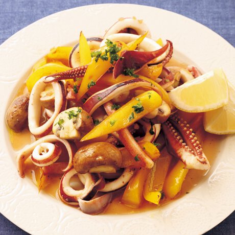 いかとパプリカのガーリックソテー By沼口ゆきさんの料理レシピ プロのレシピならレタスクラブ