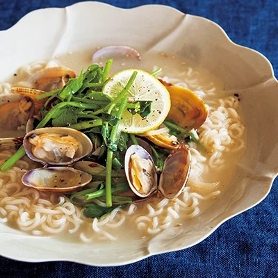 あさりとせりの塩ラーメン