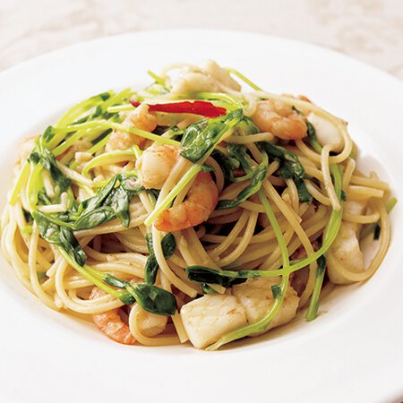 豆苗とシーフードのパスタ By植松良枝さんの料理レシピ プロのレシピならレタスクラブ
