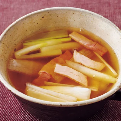 長ねぎとハムのスープ