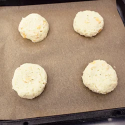 そのまま並べて焼けばよい。