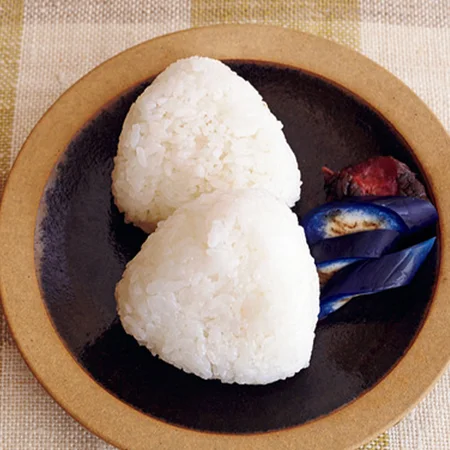 塩むすび By瀬尾幸子さんの料理レシピ プロのレシピならレタスクラブ