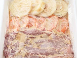 代謝を上げる豚肉や玉ねぎを、発酵食品のみそとヨーグルトのたれに漬け、さらにカラダ温め効果を促進！