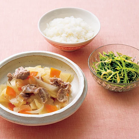 薄切りじゃがいもの塩肉じゃが定食