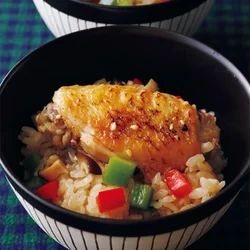 ご飯にとりのうまみが移って美味!!