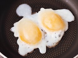 ツイン目玉焼き By牧野直子さんの料理レシピ プロのレシピならレタスクラブ