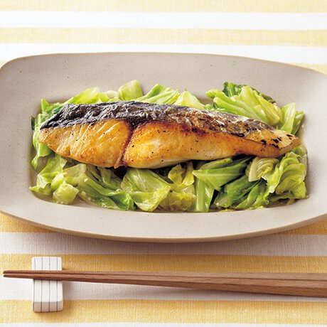 さわらと春キャベツのソテー By下条美緒さんの料理レシピ プロのレシピならレタスクラブ