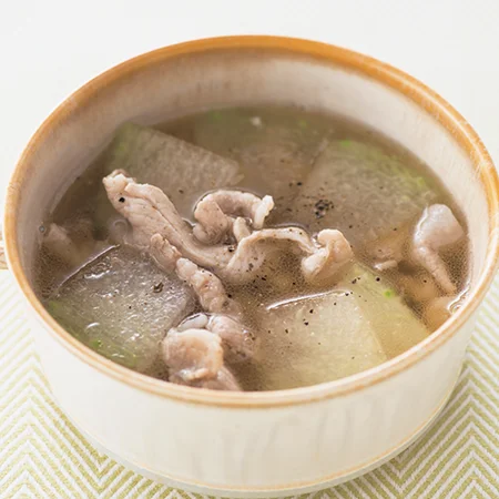 豚肉ととうがんの中華スープ