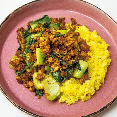 とりひき肉とチンゲン菜の美白炒めカレー