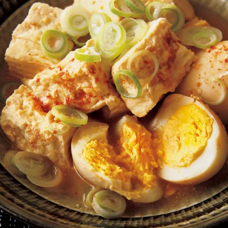 ピリ辛みそ卵と豆腐のさっと煮