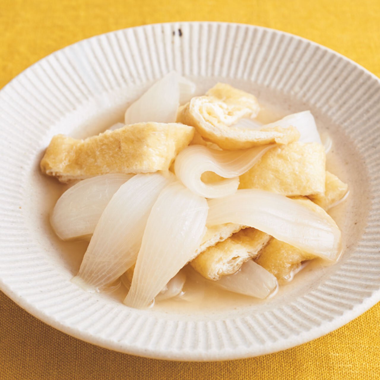 新玉ねぎと油揚げの煮びたし By荻野恭子さんの料理レシピ プロのレシピならレタスクラブ