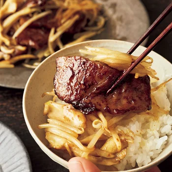 牛カルビ肉のカレーオイスター炒め